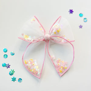 Large spring butterflies bow